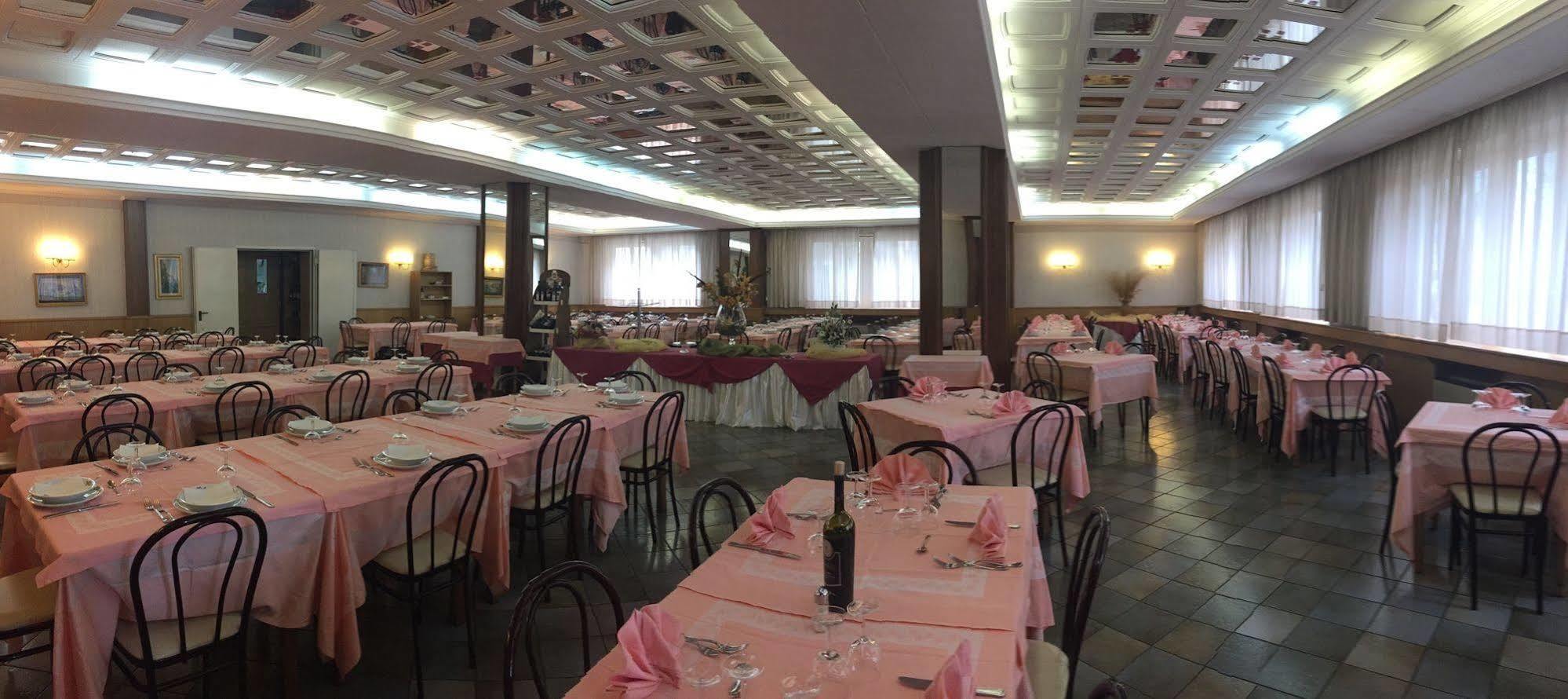 Hotel Tasso Camigliatello Silano Esterno foto