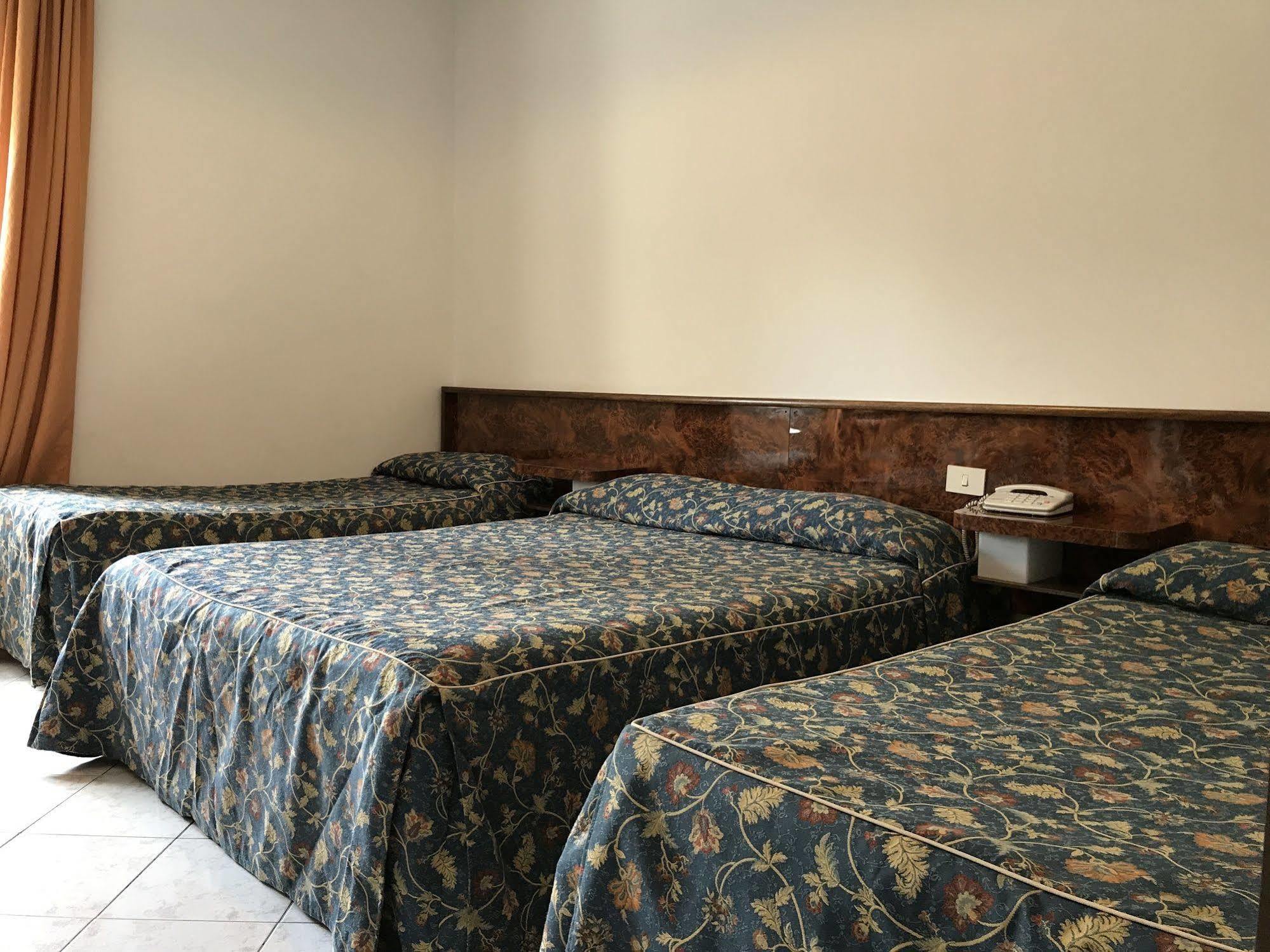 Hotel Tasso Camigliatello Silano Esterno foto