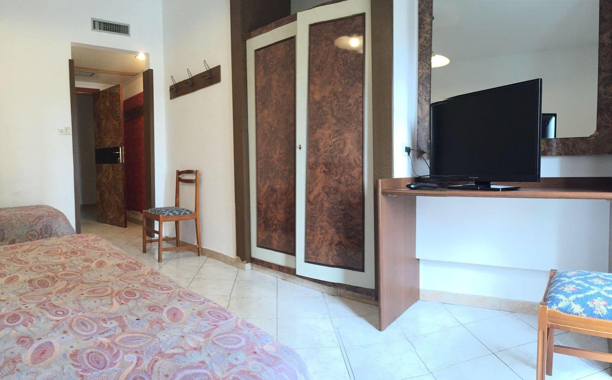 Hotel Tasso Camigliatello Silano Esterno foto