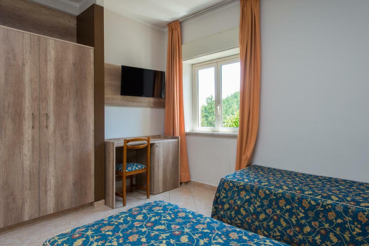 Hotel Tasso Camigliatello Silano Esterno foto