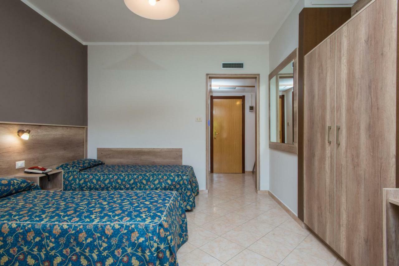 Hotel Tasso Camigliatello Silano Esterno foto