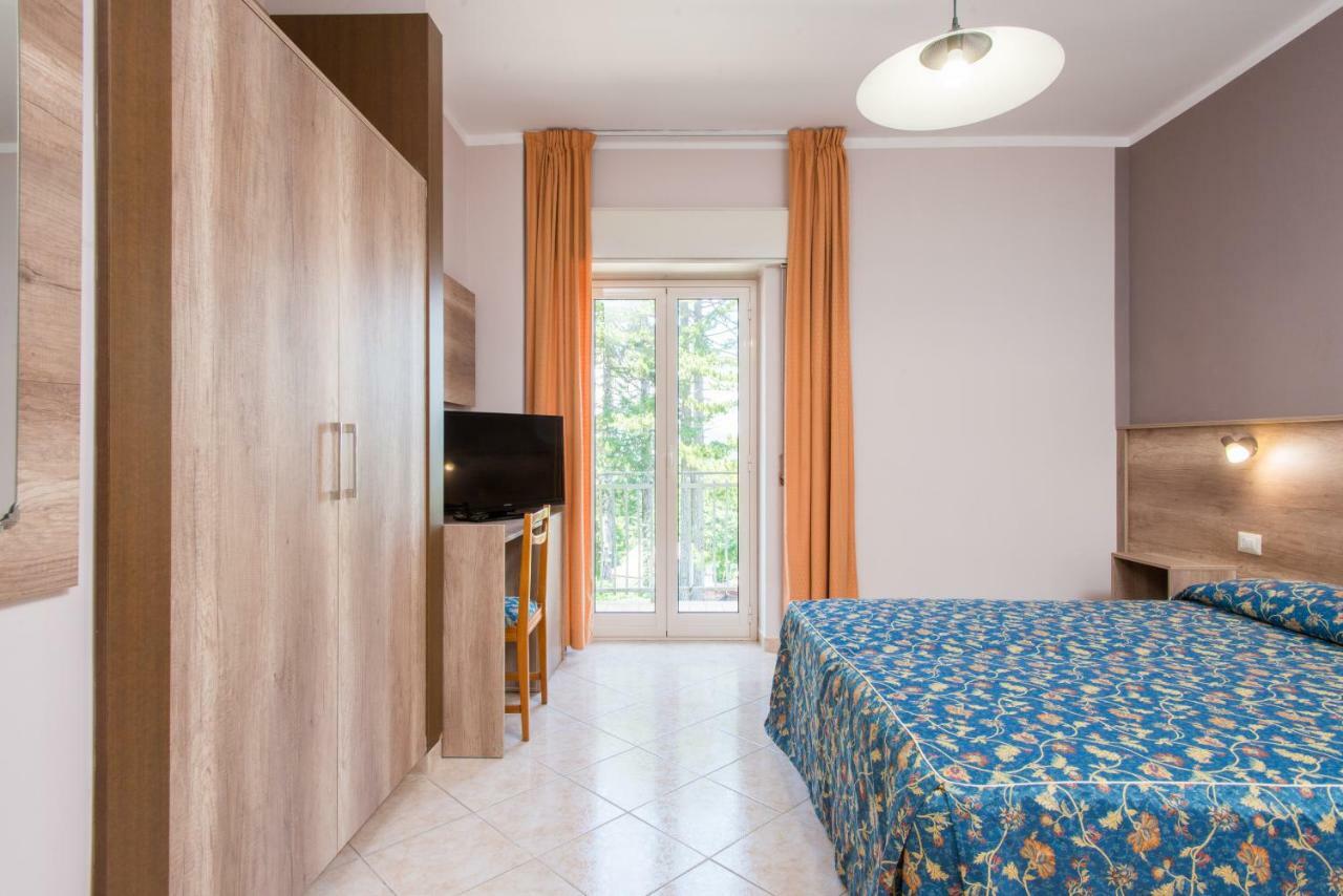 Hotel Tasso Camigliatello Silano Esterno foto