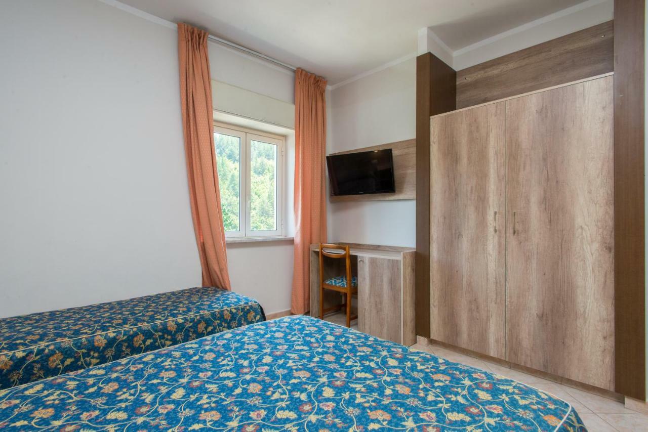 Hotel Tasso Camigliatello Silano Esterno foto