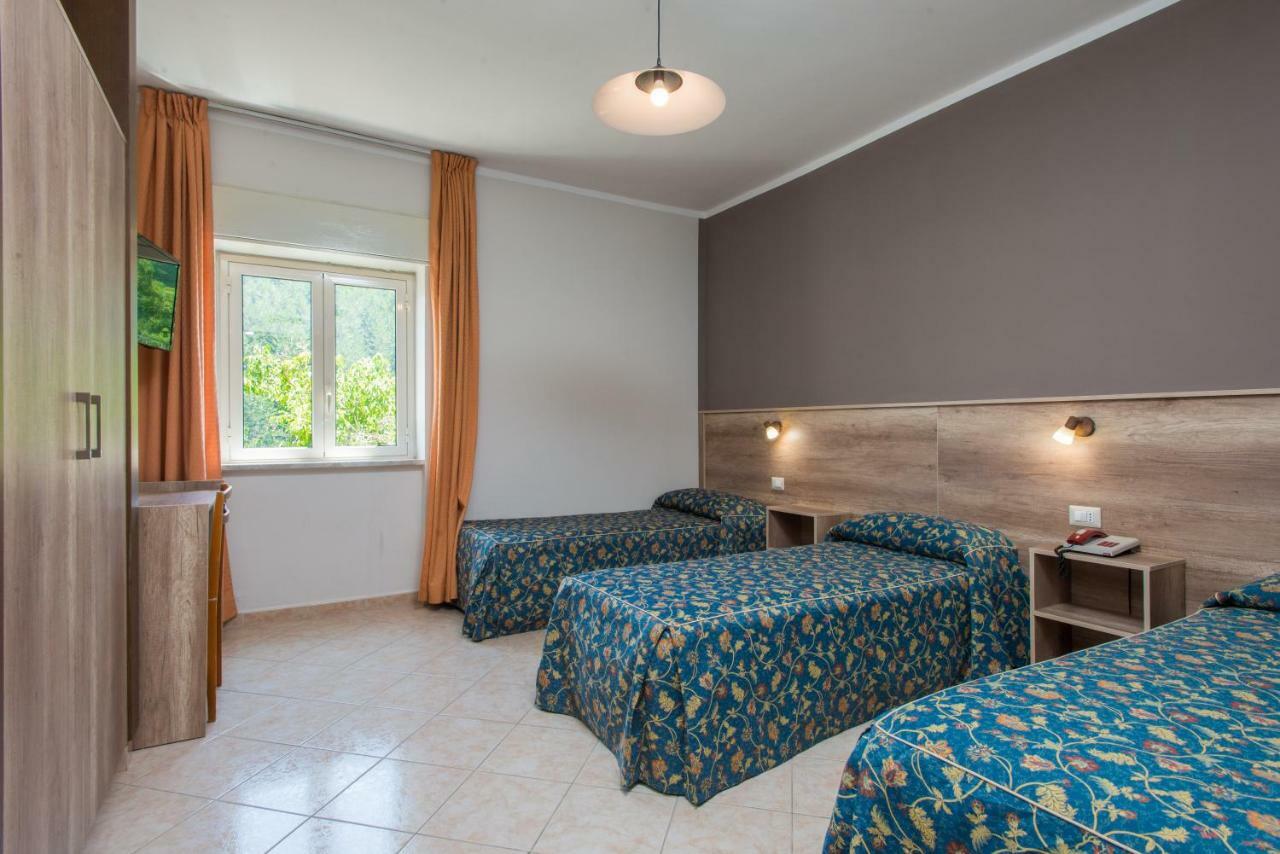 Hotel Tasso Camigliatello Silano Esterno foto